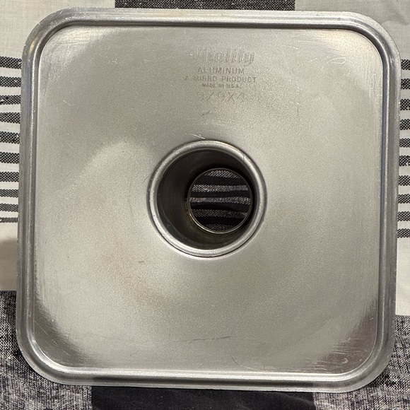Square Two Piece Vitality Aluminum Angle Food Tube Cake Pan, made in the USA - Picture 7 of 14